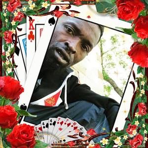 Meet your Posher, Emmanuel